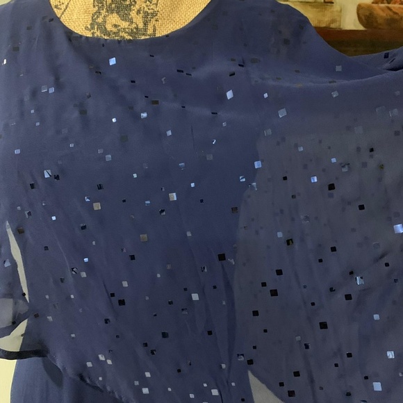 beautiful dress🦋 - Picture 2 of 6